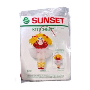 Vintage 1981‎ Sunset Stitchery Bonnie Ballet Ornament 3D Craft Charlene Gerrish